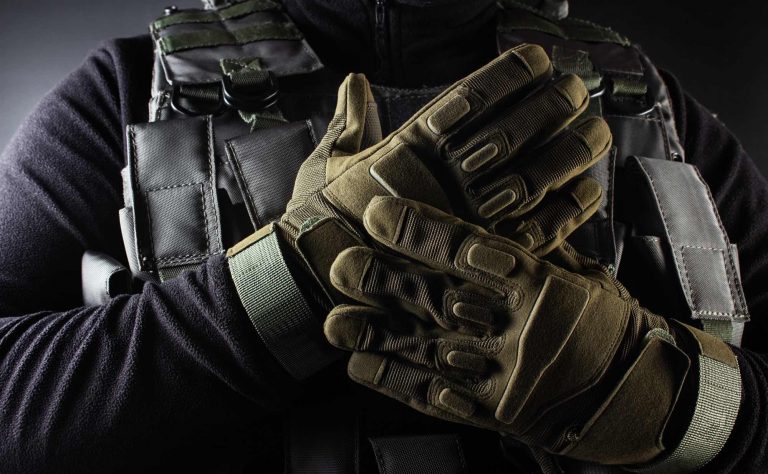 Airsoft gloves