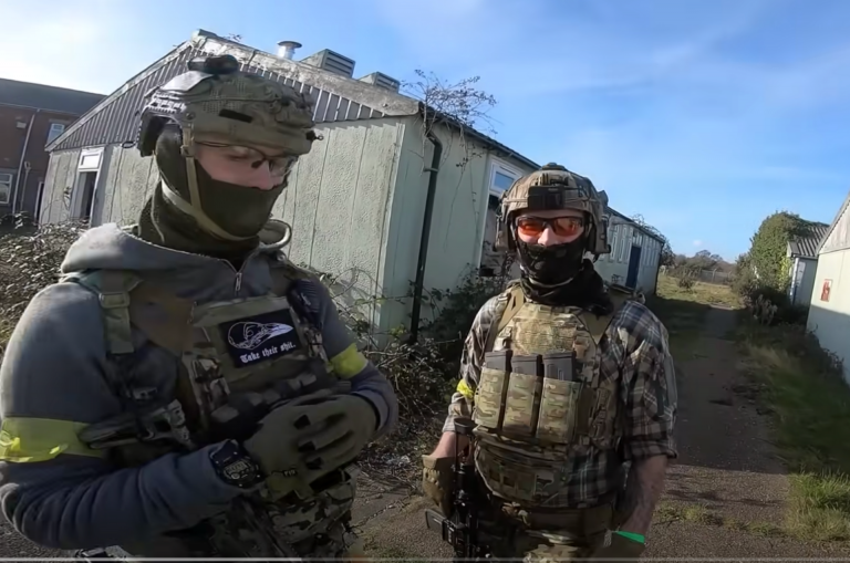 CQB Airsoft Gameplay: 2 Ex British Army Soldiers vs 50 Airsoft Players